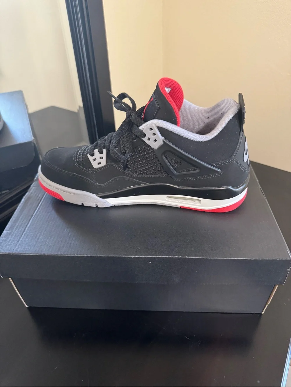 Jordan authentic retro